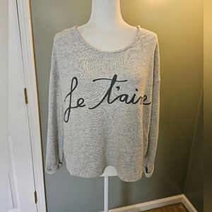 Forever 21 Gray Long Sleeve Sweater with "Le T'aime' Script Size Small